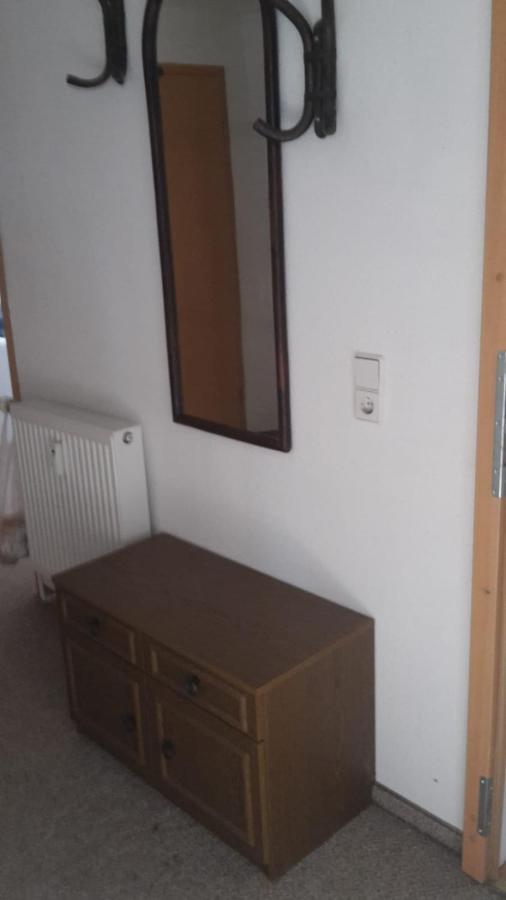 Karsdorf "Alte Schule" Im Burgenlandkreis Apartman Kültér fotó